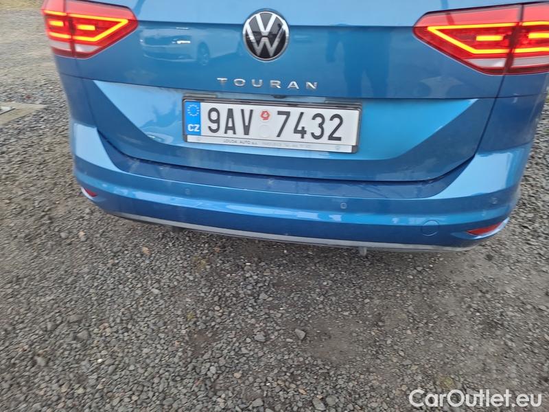  Volkswagen  Touran  (5T1)(2015)- Volkswagen  1.5TSI 110 Marat.Edt.AT #6