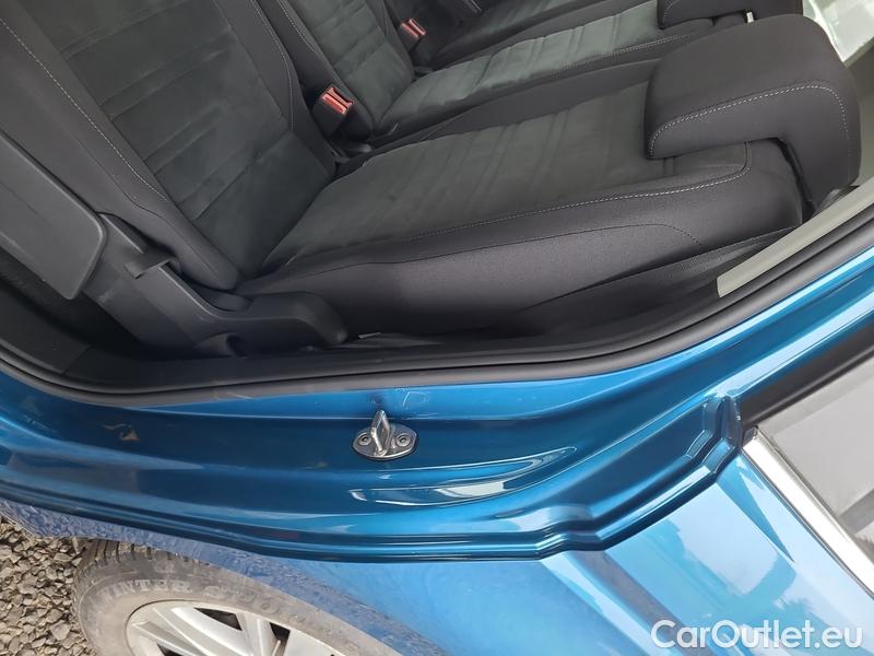  Volkswagen  Touran  (5T1)(2015)- Volkswagen  1.5TSI 110 Marat.Edt.AT #18