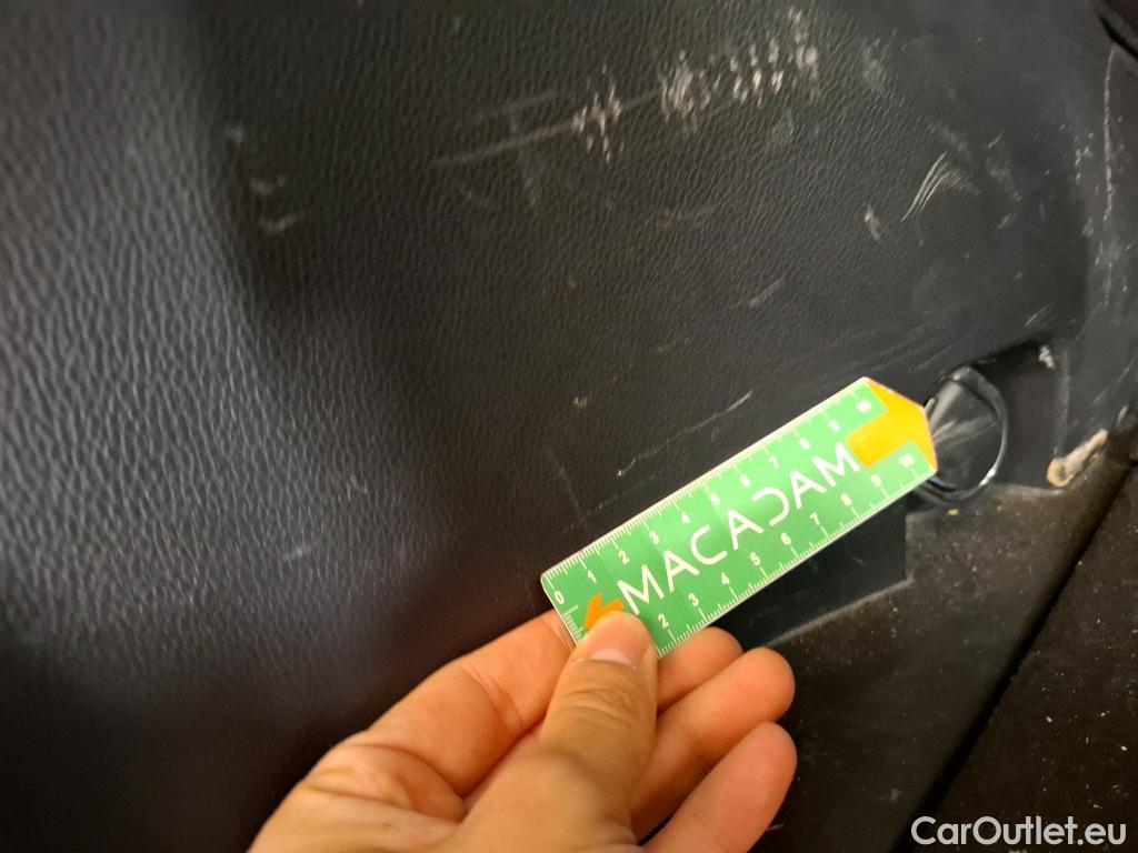  Toyota  RAV4 TOYOTA  Hybride / 2018 / 5P / SUV Hybride AWD Dynamic Business Beyond Zero #18