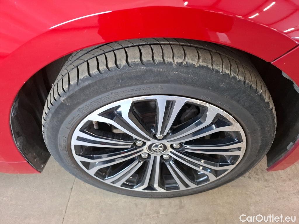  Toyota  Corolla TOYOTA  / 2018 / 5P / Berline Hybride 122h Design #14