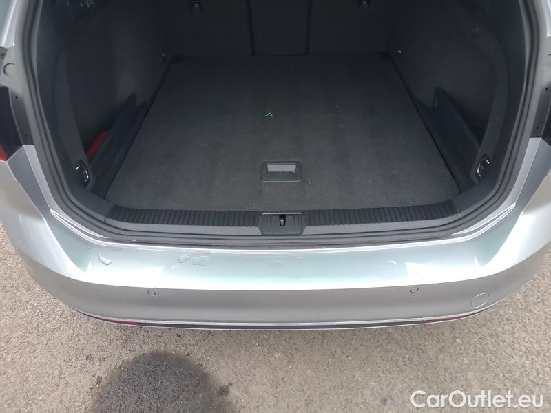  Volkswagen  Passat  Variant (CB5) (2019) Pas.Var.2.0TDI 110 Elegance #25