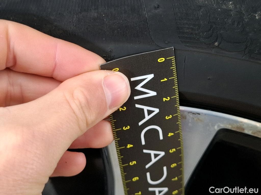  Toyota  Corolla TOYOTA  / 2018 / 5P / Berline Hybride 122h Design #16