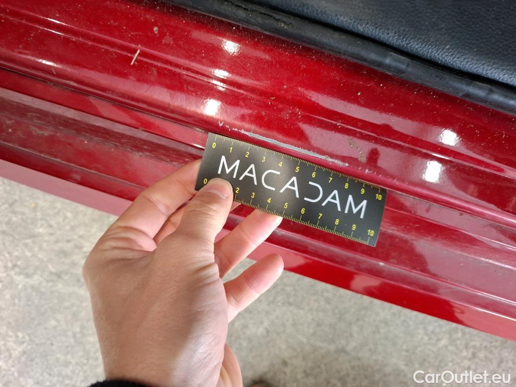  Toyota  Corolla TOYOTA  / 2018 / 5P / Berline Hybride 122h Design #65