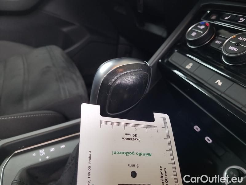  Volkswagen  Touran  (5T1)(2015)- Volkswagen  1.5TSI 110 Marat.Edt.AT #9