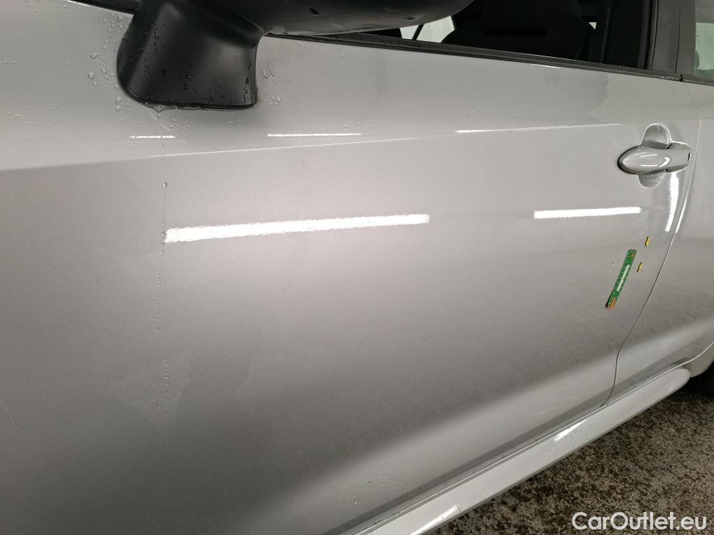  Toyota  Corolla TOYOTA  / 2018 / 5P / Berline Hybride 122h Dynamic Business Stage Acad #9