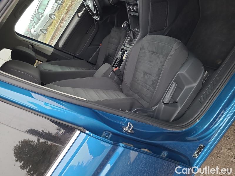  Volkswagen  Touran  (5T1)(2015)- Volkswagen  1.5TSI 110 Marat.Edt.AT #12