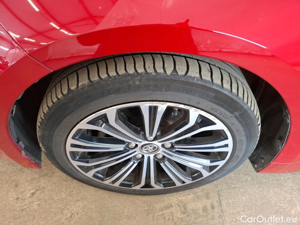  Toyota  Corolla TOYOTA  / 2018 / 5P / Berline Hybride 122h Design #18