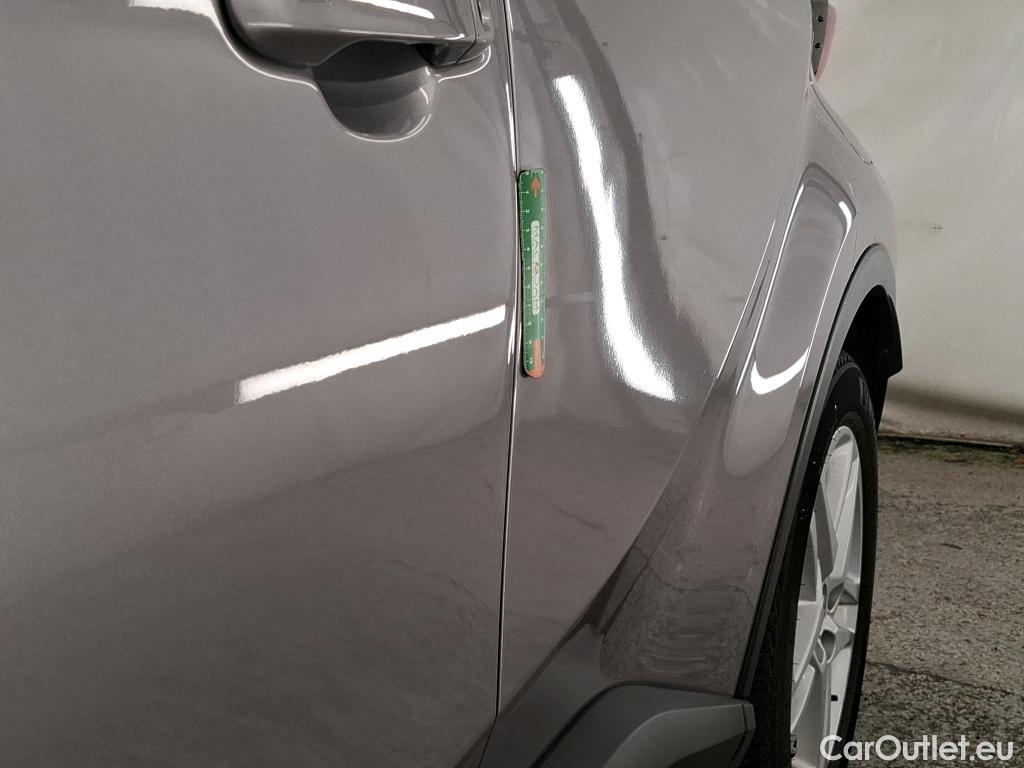  Toyota  C-HR TOYOTA  / 2016 / 5P / SUV 1.8 Hybride 122 Dynamic Business Stage A #5