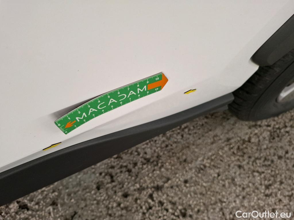  Toyota  RAV4 TOYOTA  Hybride / 2018 / 5P / SUV Hybride AWD Dynamic Business Beyond Zero #4