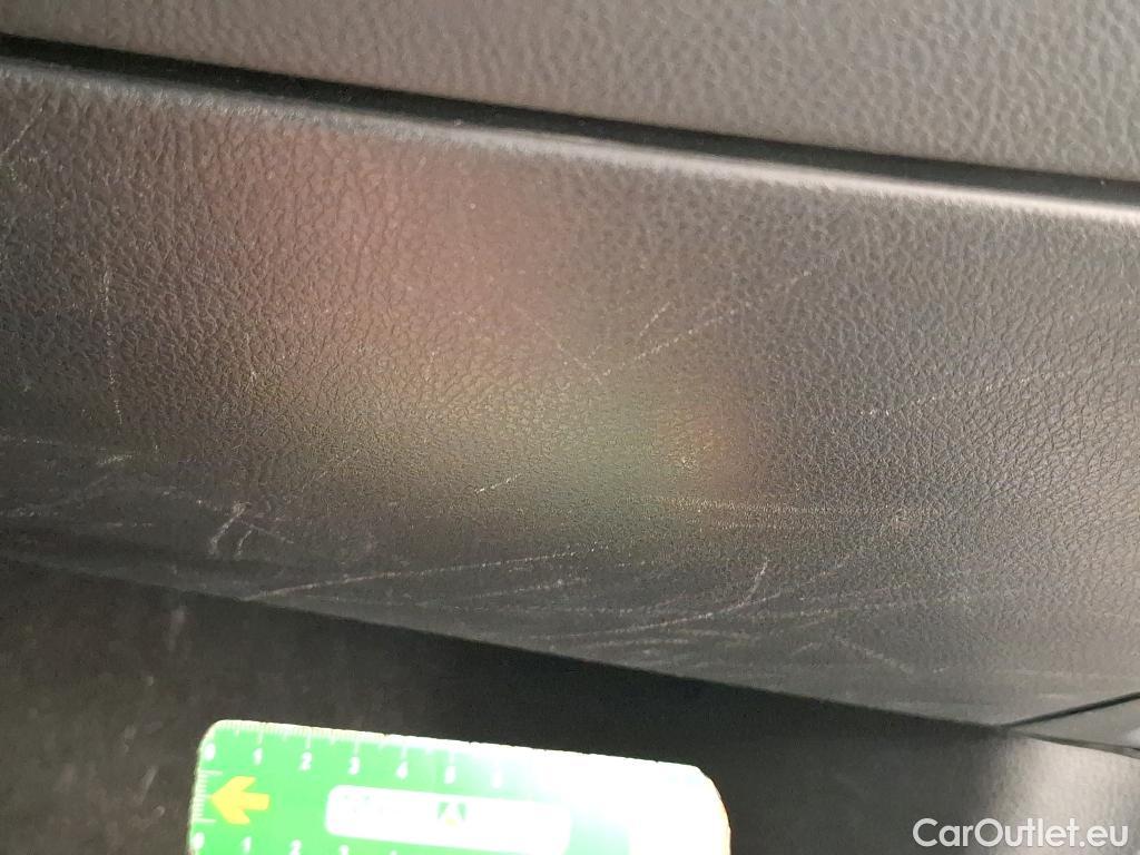  Toyota  C-HR TOYOTA  / 2016 / 5P / SUV 1.8 Hybride 122 Dynamic Business Stage A #21