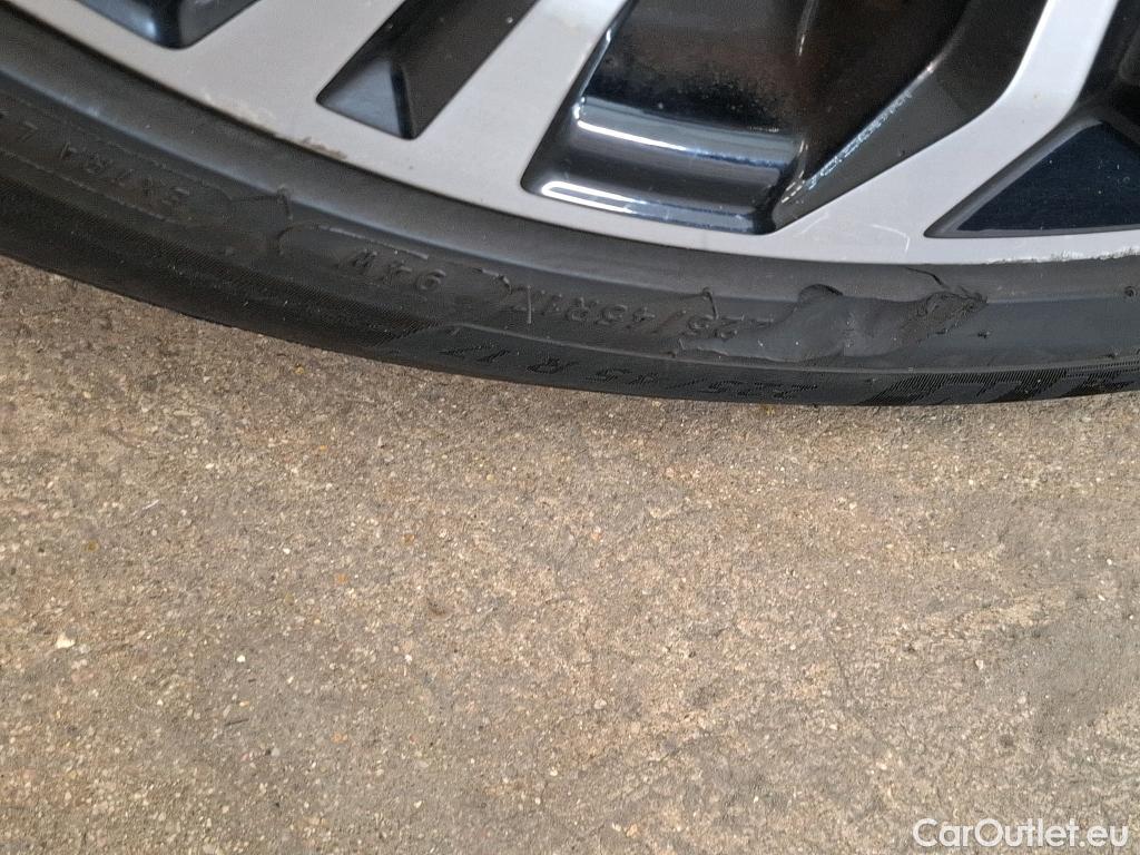  Toyota  Corolla TOYOTA  / 2018 / 5P / Berline Hybride 122h Design #21