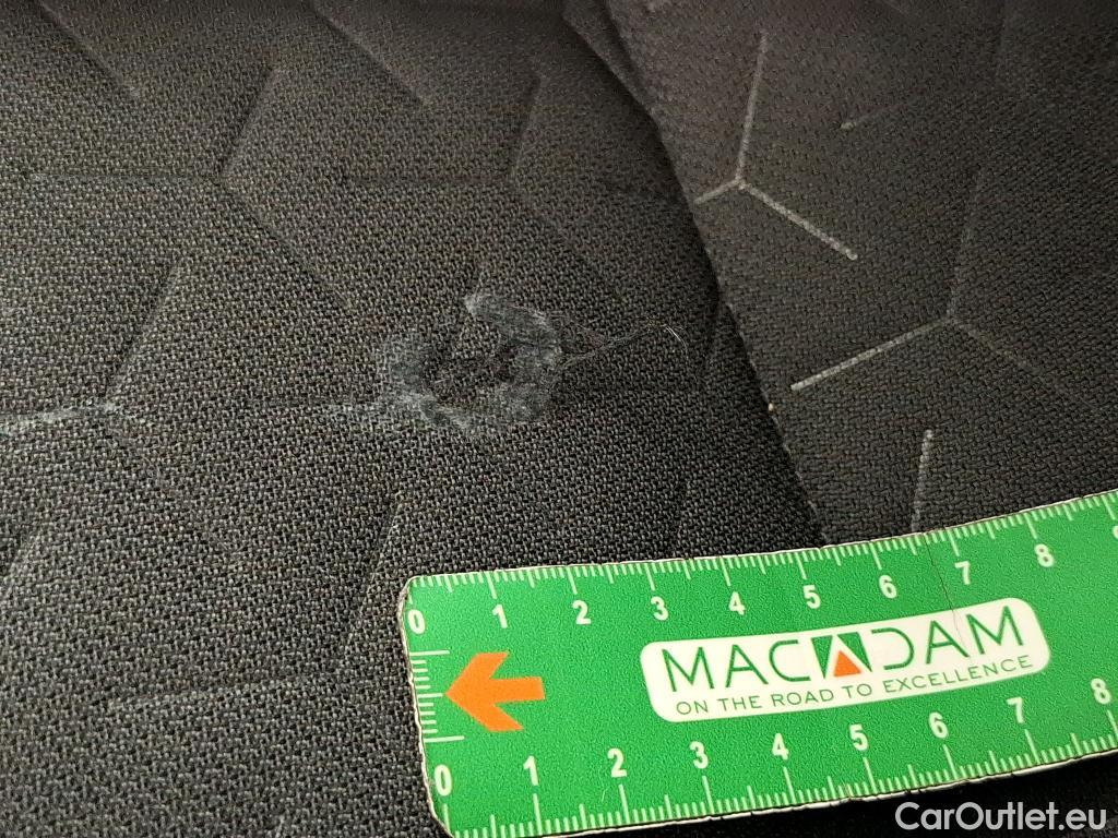  Toyota  Corolla TOYOTA  / 2018 / 5P / Berline Hybride 122h Dynamic Business Stage Acad #2