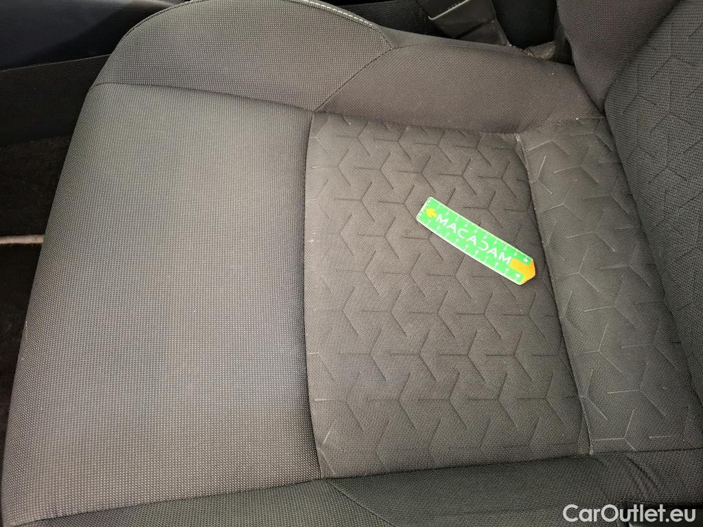  Toyota  Corolla TOYOTA  Touring Sports / 2018 / 5P / Break Hybride 122h Dynamic Business Stage Acad #19