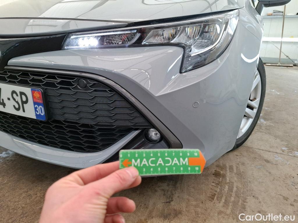  Toyota  Corolla TOYOTA  Touring Sports / 2018 / 5P / Break Hybride 122h Dynamic Business Stage Acad #1