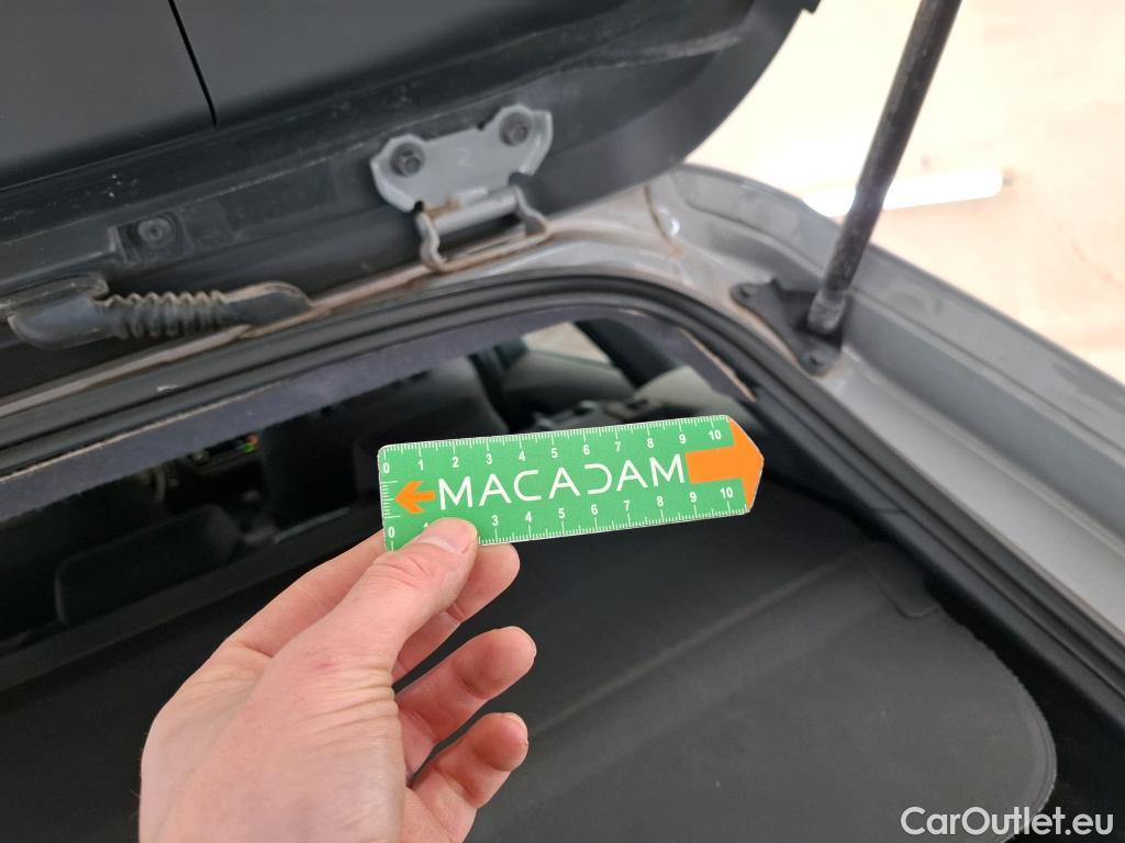  Toyota  Corolla TOYOTA  Touring Sports / 2018 / 5P / Break Hybride 122h Dynamic Business Stage Acad #23