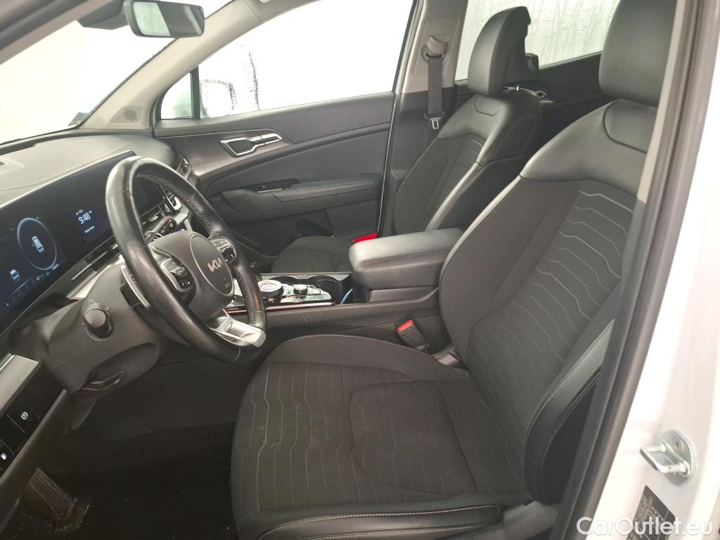  KIA  Sportage KIA  / 2021 / 5P / SUV 1.6 T-GDI 265 PHEV AUTO 4WD DESIGN #22