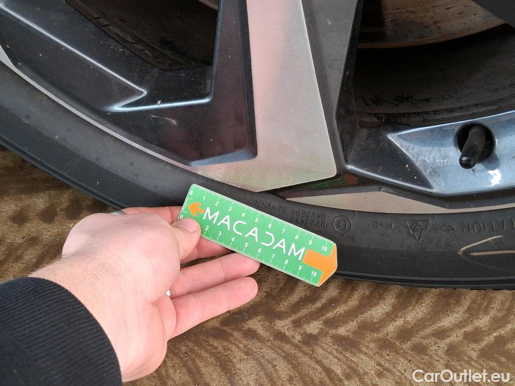  Nissan  Qashqai NISSAN  / 2021 / 5P / Crossover e-Power 190 N-Connecta BVA HEV #9