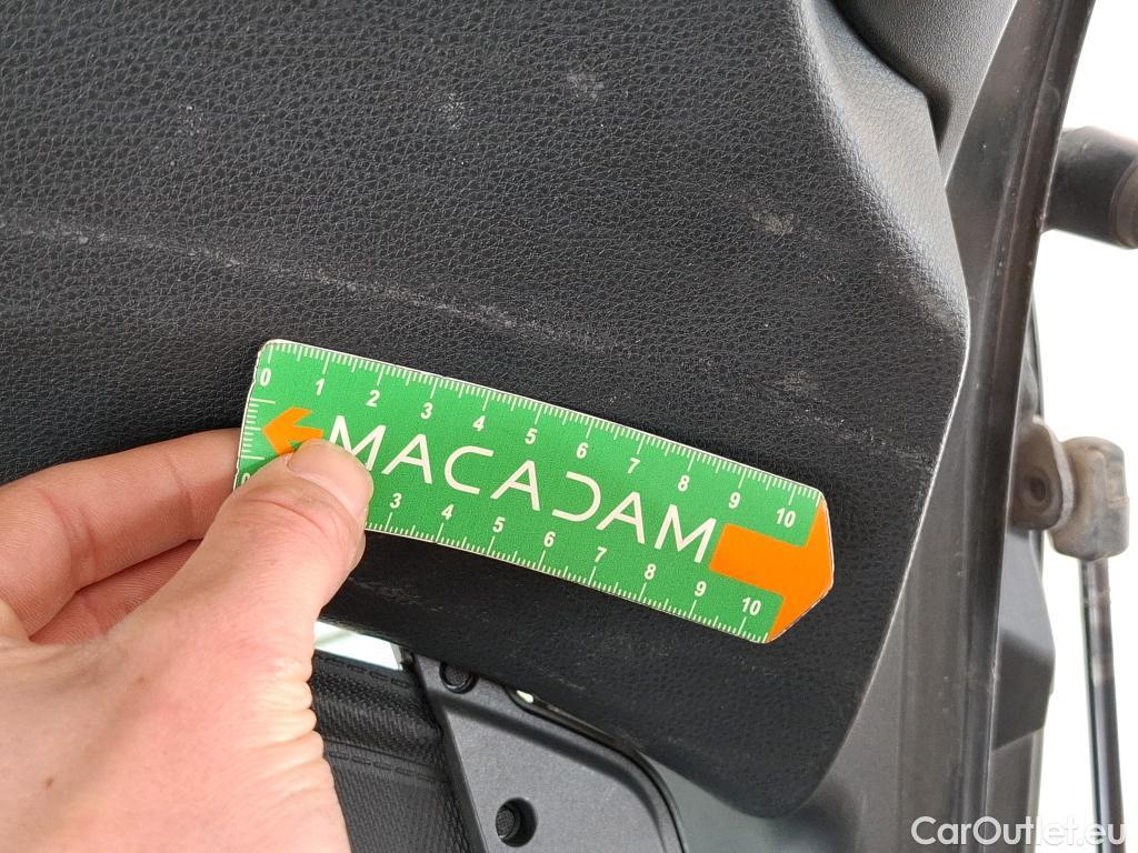  Toyota  Corolla TOYOTA  Touring Sports / 2018 / 5P / Break Hybride 122h Dynamic Business Stage Acad #18