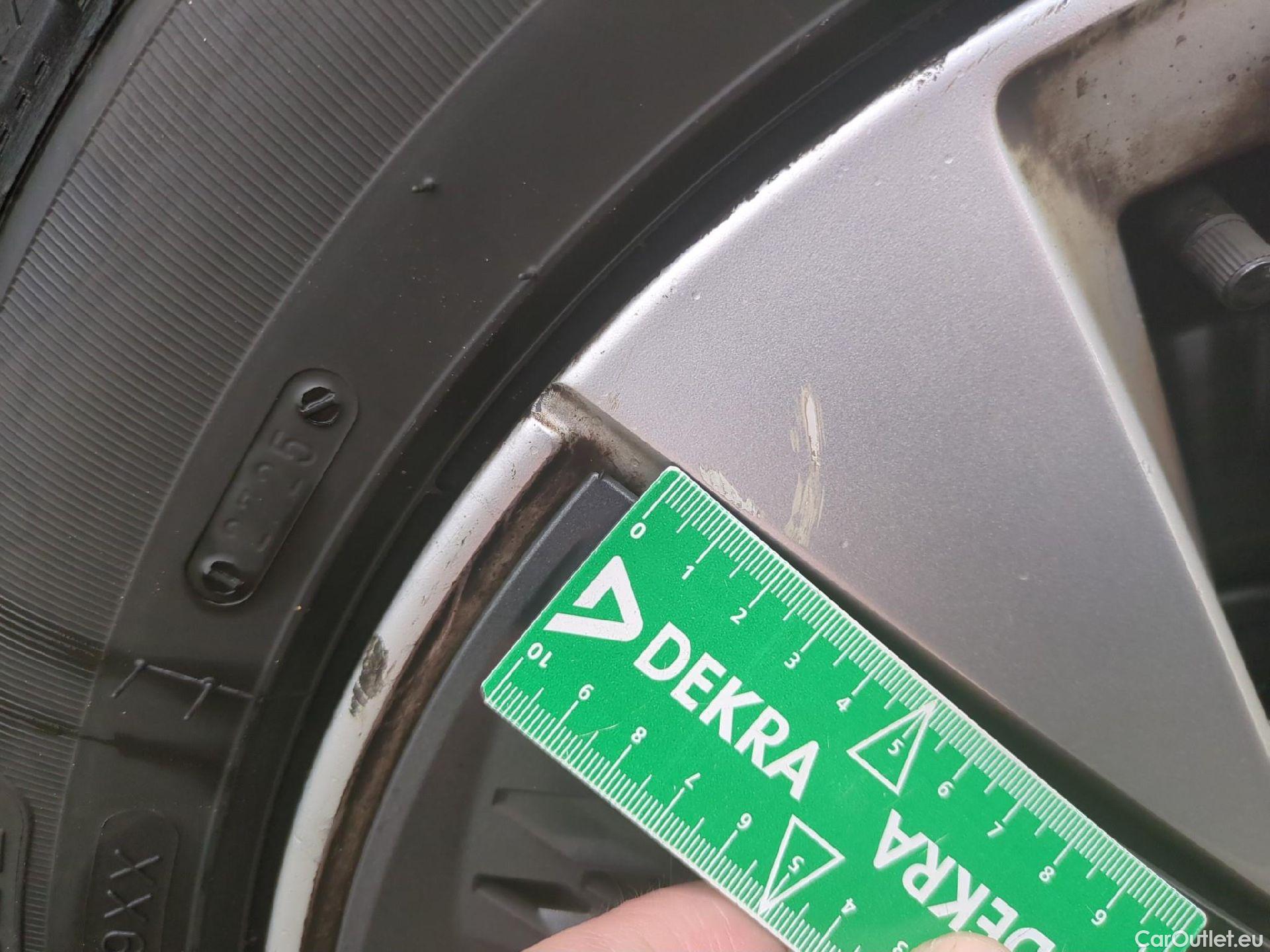  Skoda  Karoq SKODA  / 2017 / 5P / SUV 2.0 TDI 116ch DSG7 Business #9