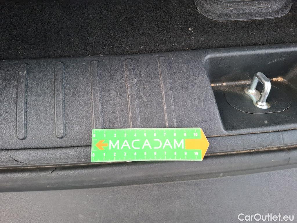  Hyundai  Tucson HYUNDAI  / 2020 / 5P / SUV 1.6 HYBRID 230 CREATIVE #46