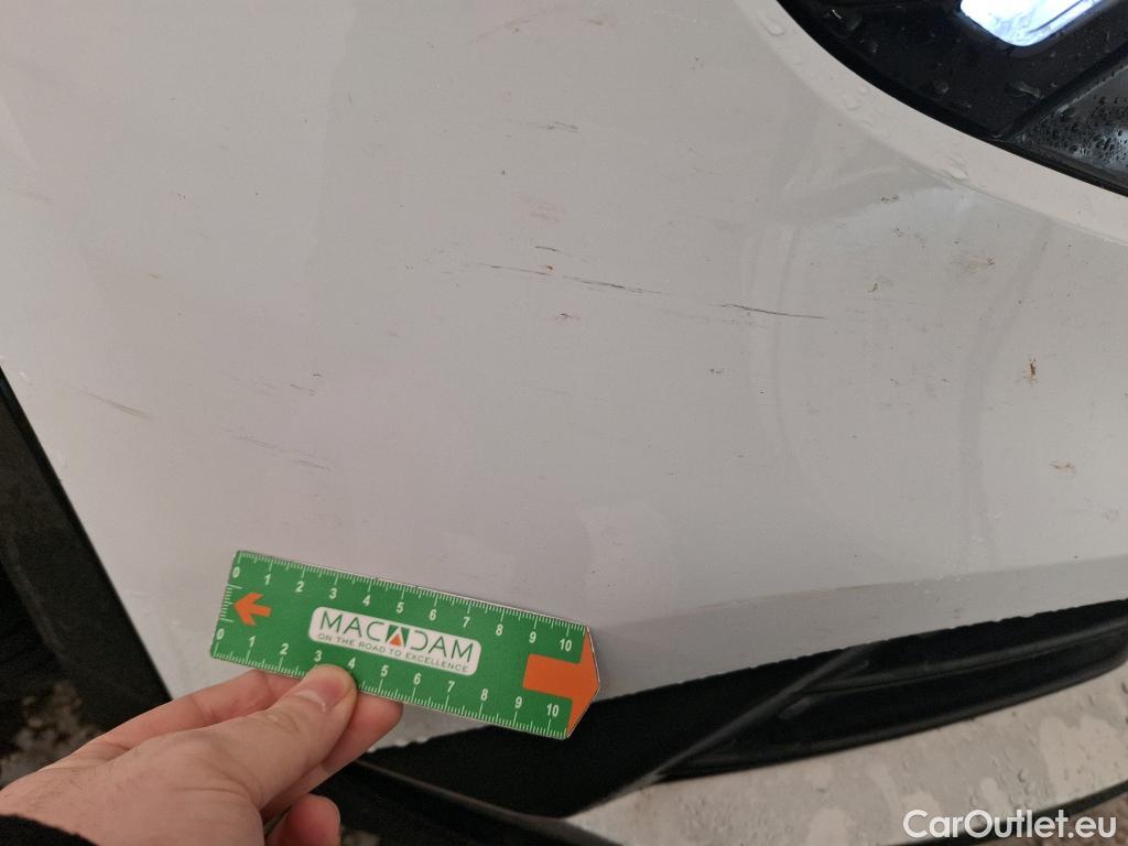  KIA  Sportage KIA  / 2021 / 5P / SUV 1.6 T-GDI 265 PHEV AUTO 4WD DESIGN #6