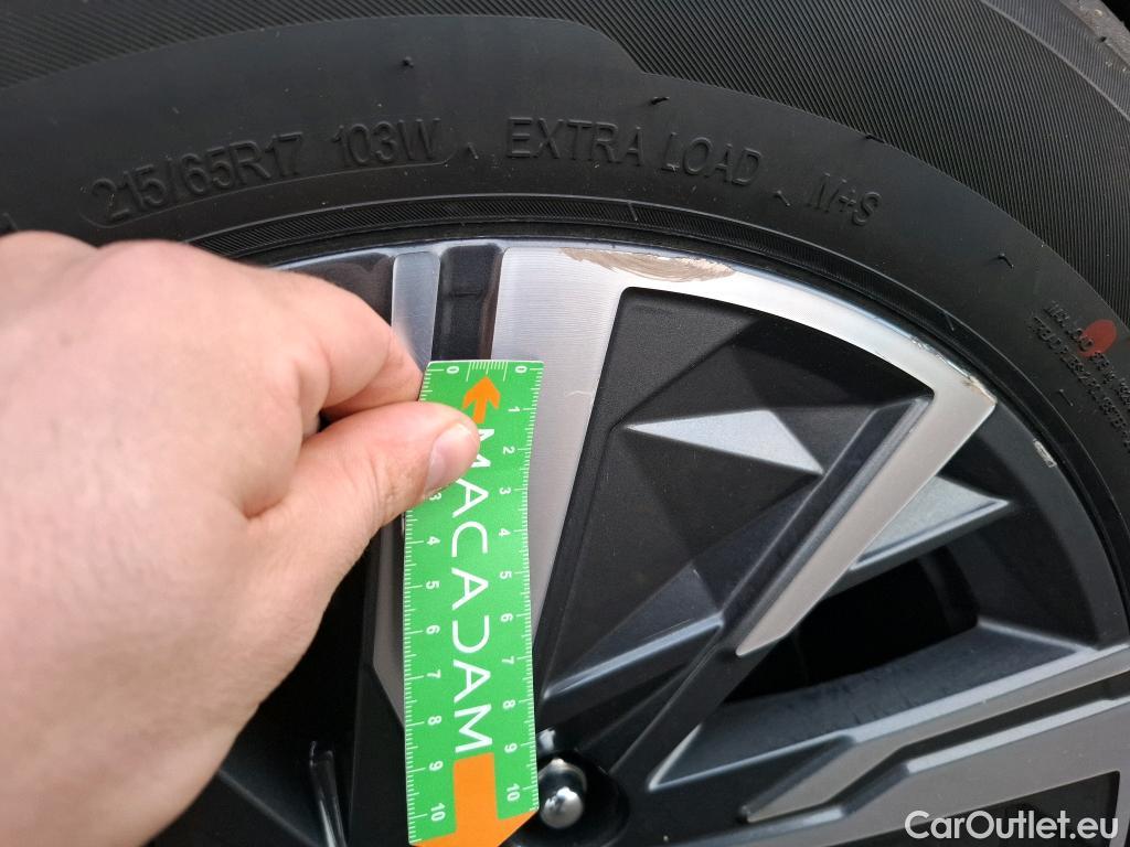  Hyundai  Tucson HYUNDAI  / 2020 / 5P / SUV 1.6 HYBRID 230 CREATIVE #20