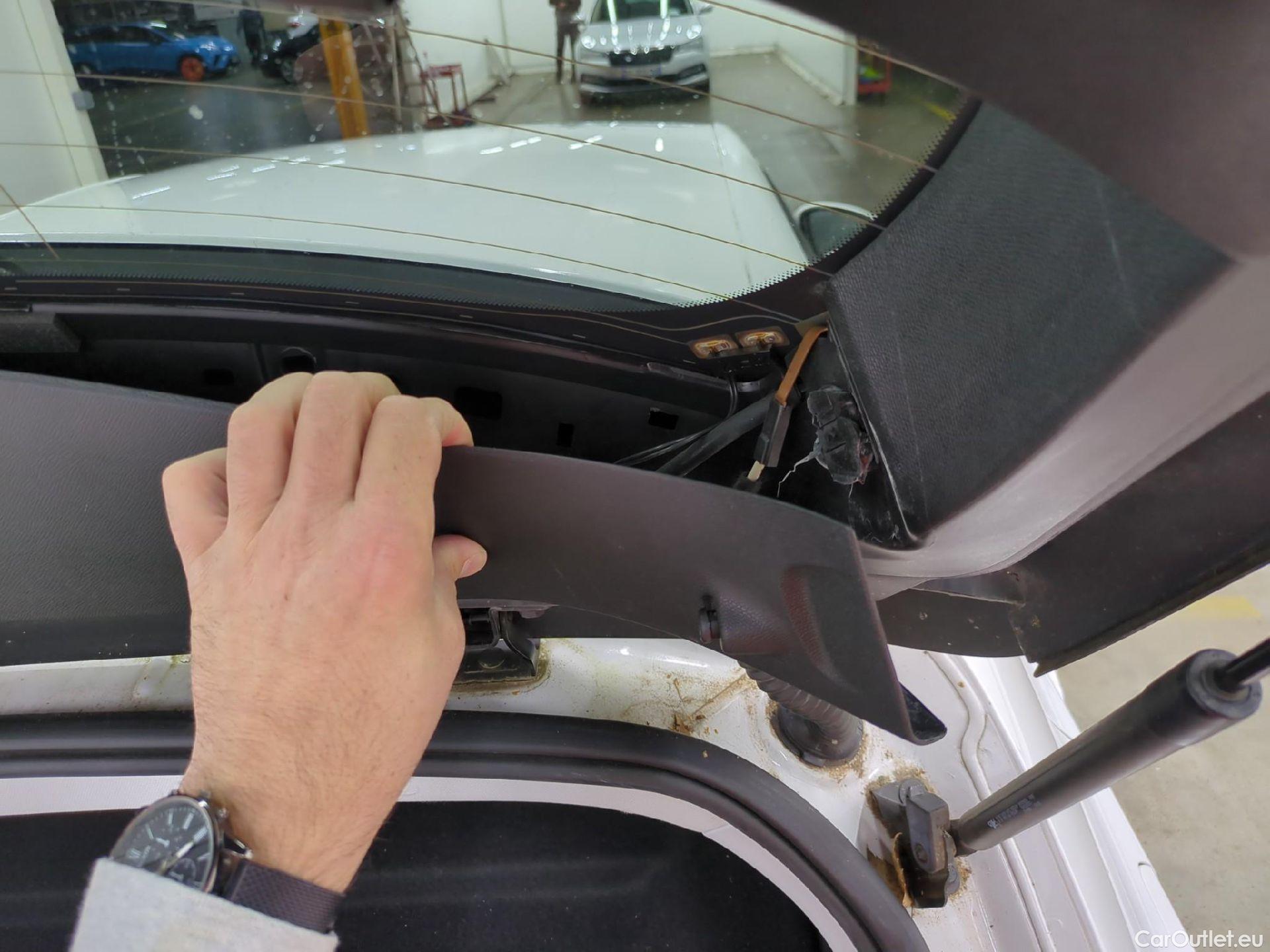  Peugeot  308  Allure 1.5 HDi 130CV BVM6 E6d #1