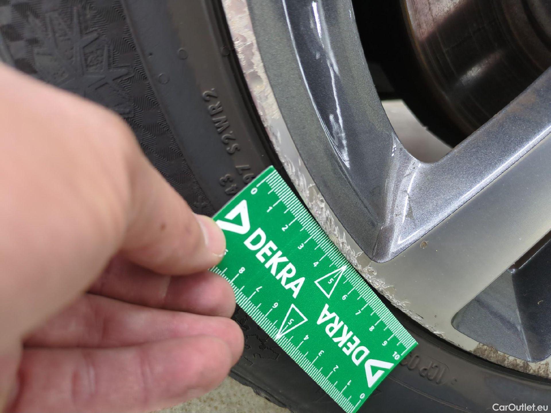  Peugeot  308  Allure 1.5 HDi 130CV BVM6 E6d #15