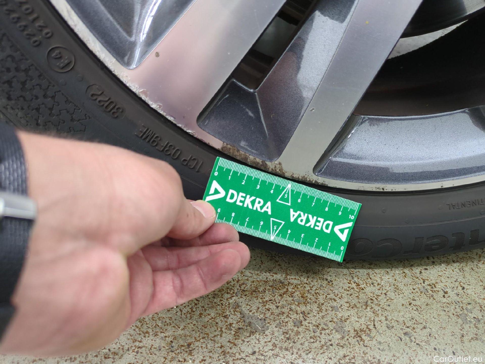  Peugeot  308  Allure 1.5 HDi 130CV BVM6 E6d #14