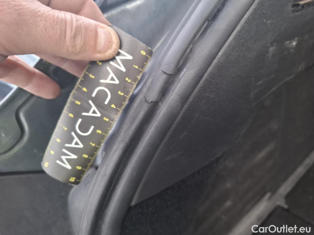  Renault  Megane  IV Estate Evolution 1.5 dCi 115CV BVA7 E6d #28