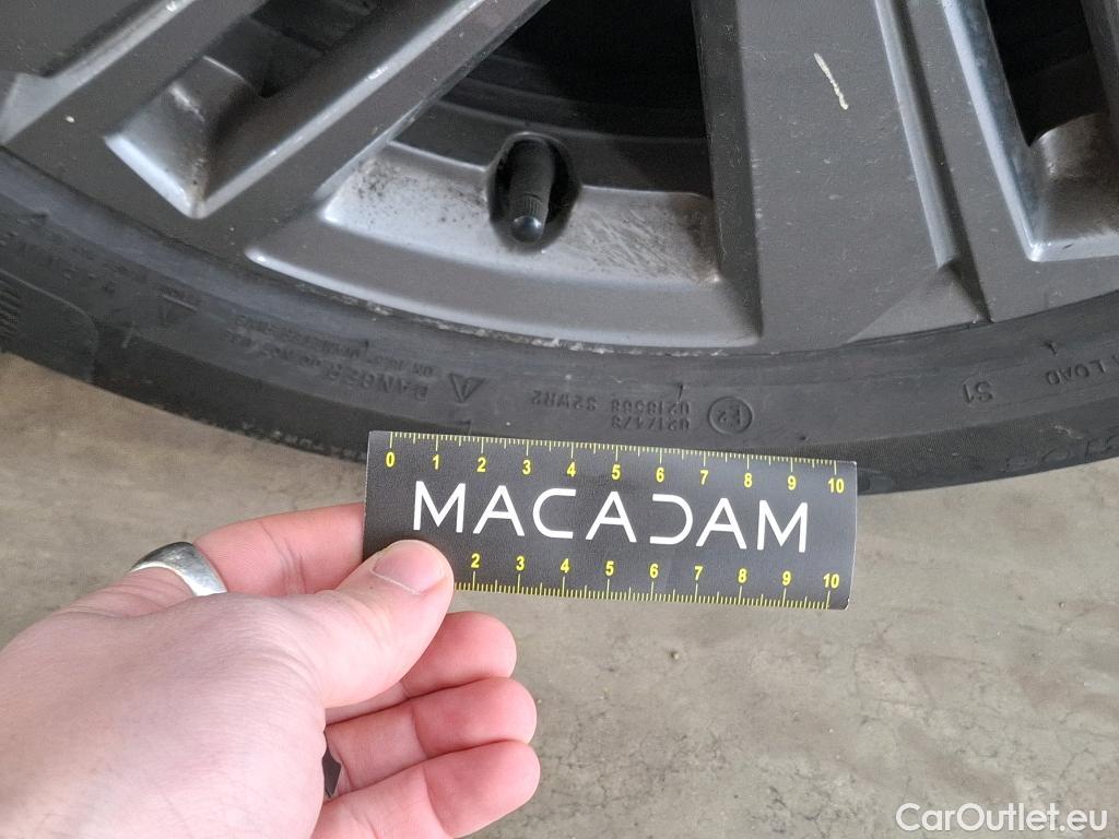  Peugeot  308 PEUGEOT  SW  2021  5P  Break BlueHDi 130 EAT8 ACTIVE PACK #24