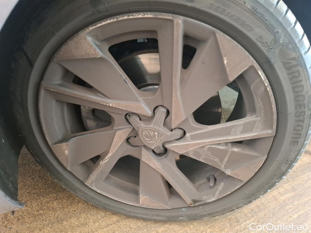  Peugeot  308  Allure Pack 1.5 HDi 130CV BVA8 E6d #60