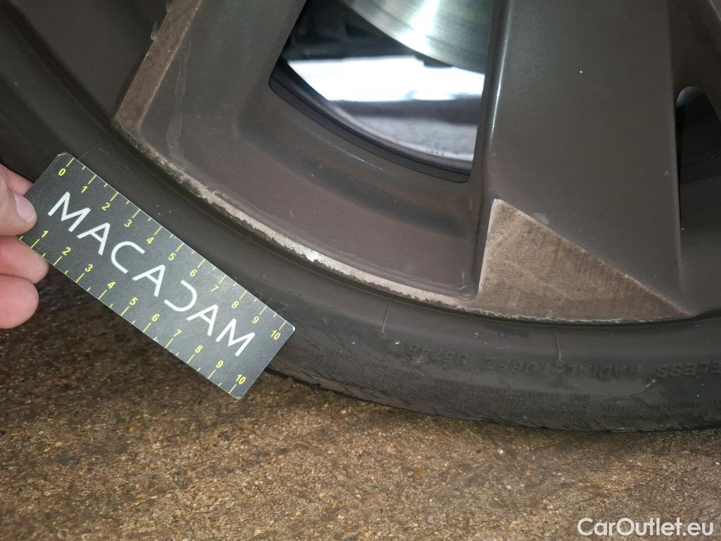  Peugeot  308  Allure Pack 1.5 HDi 130CV BVA8 E6d #64