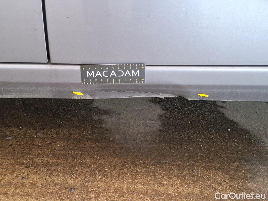  Peugeot  308  Allure Pack 1.5 HDi 130CV BVA8 E6d #35