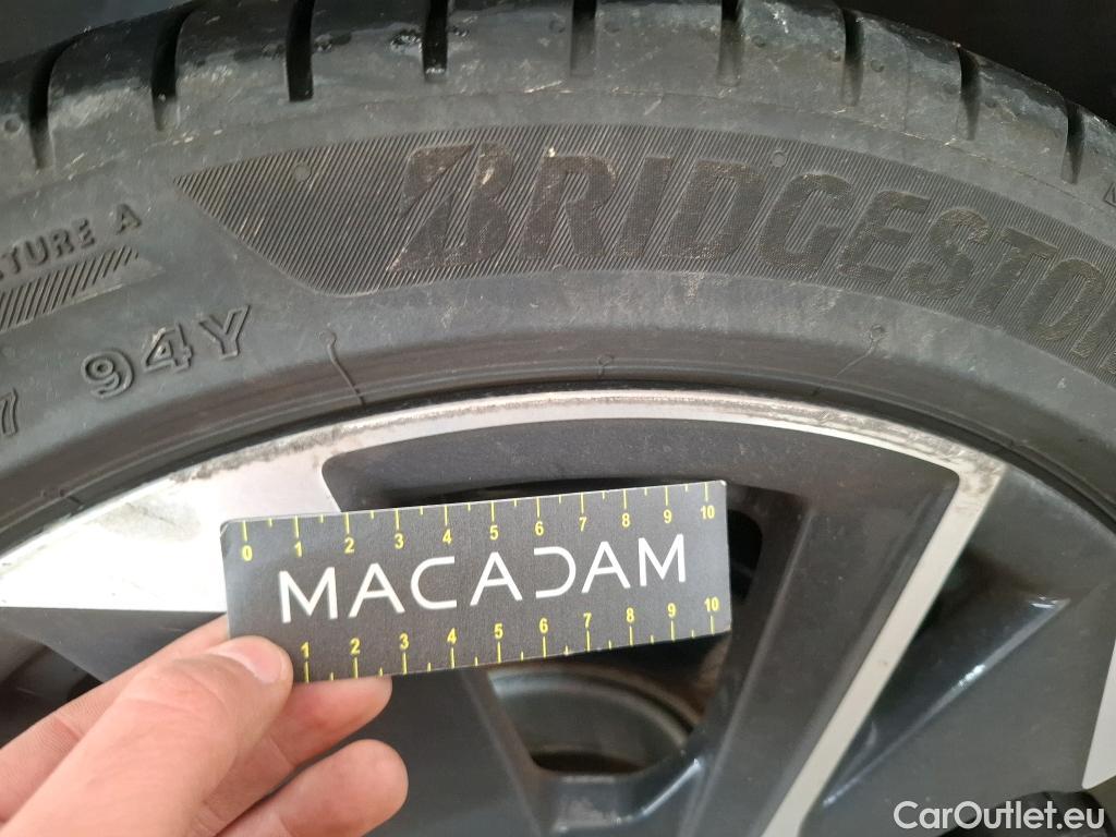  Peugeot  308  Allure Pack 1.5 HDi 130CV BVA8 E6d #88