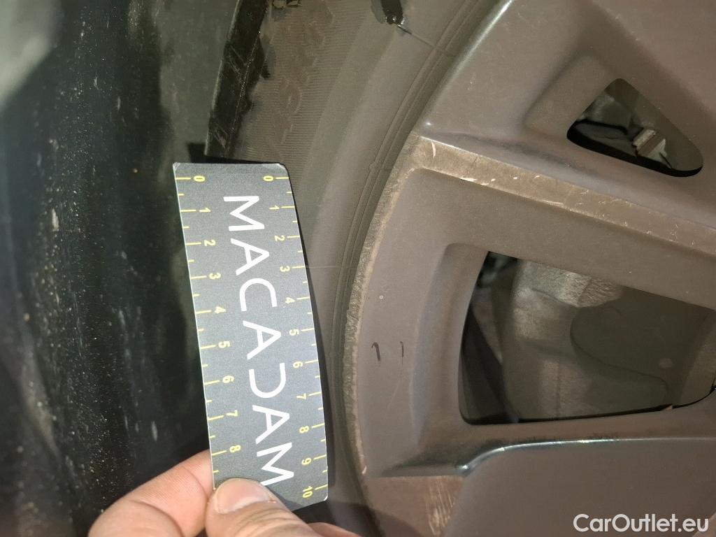  Peugeot  308  Allure Pack 1.5 HDi 130CV BVA8 E6d #62