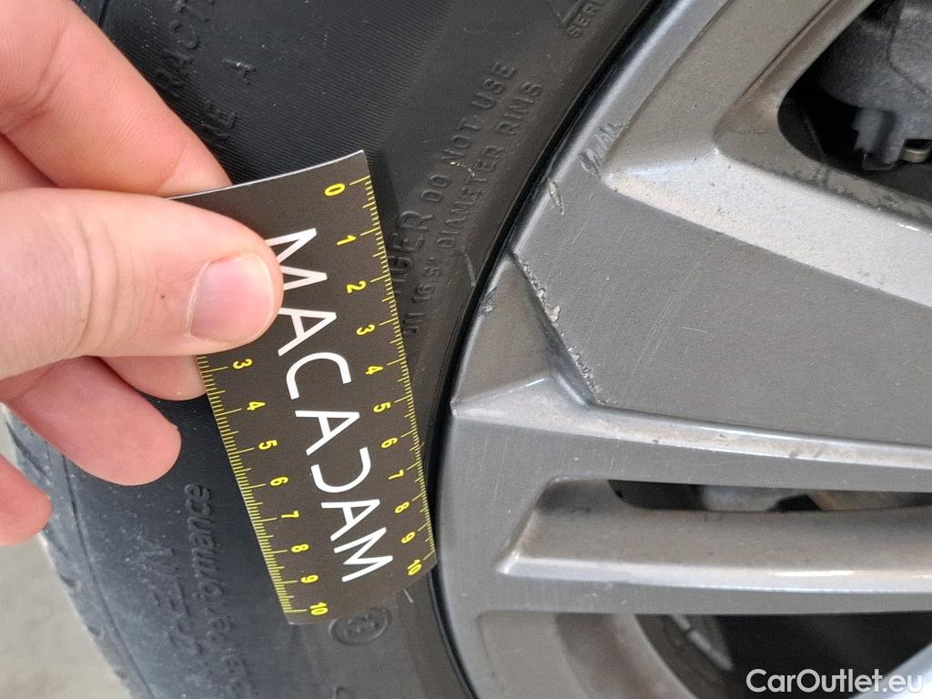  Peugeot  308 PEUGEOT  SW  2021  5P  Break BlueHDi 130 EAT8 ACTIVE PACK #50