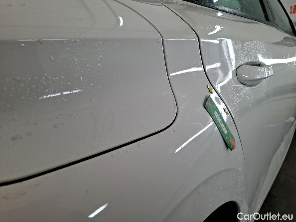  Peugeot  308  Active Pack 1.5 HDi 130CV BVA8 E6d #10