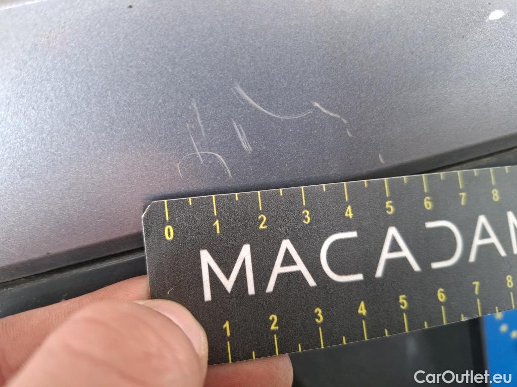  Peugeot  308  Allure Pack 1.5 HDi 130CV BVA8 E6d #41