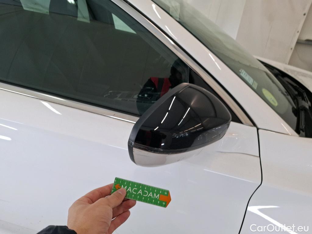  DS  DS7 7 Crossback Executive 2.0 BlueHDi 180CV BVA8 E6dT #43