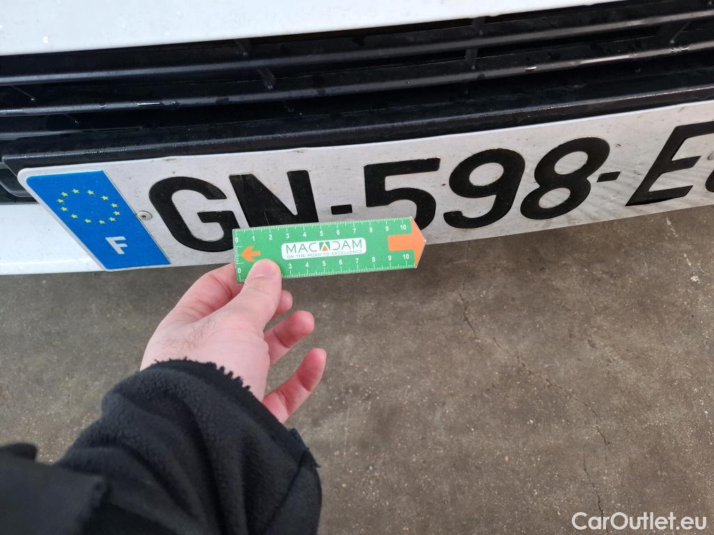  Peugeot  308  Active Pack 1.5 HDi 130CV BVA8 E6d #15