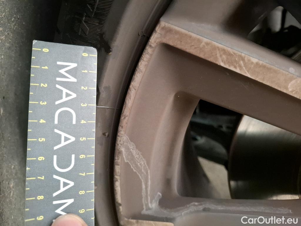  Peugeot  308  Allure Pack 1.5 HDi 130CV BVA8 E6d #79