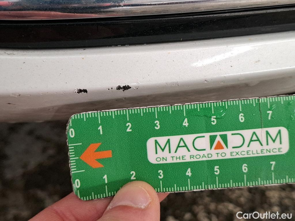  Volkswagen  Tiguan VOLKSWAGEN  / 2020 / 5P / SUV 2.0 TDI 200 DSG7 R-Line Exclusive 4Mo #25