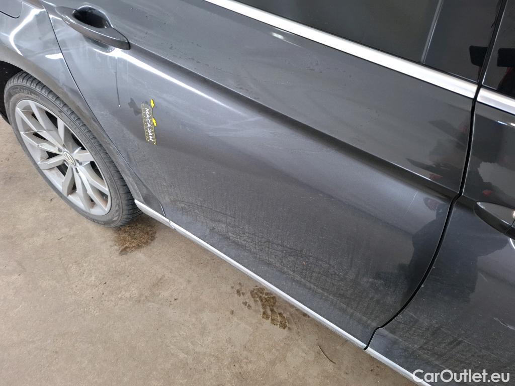  Volkswagen  Passat VOLKSWAGEN  SW / 2019 / 5P / Break 1.5 TSI 150 ACT OPF DSG7 SW LOUNGE #19