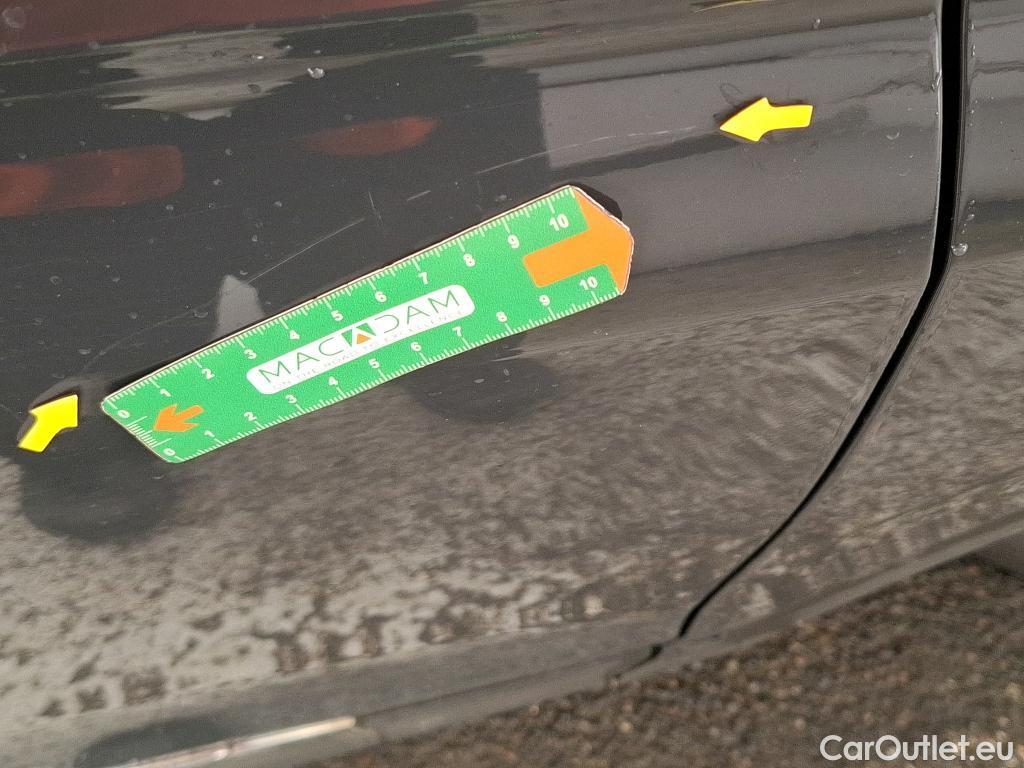  Volkswagen  Tiguan VOLKSWAGEN  / 2020 / 5P / SUV 2.0 TDI 150 BVM6 Active(SP) #21