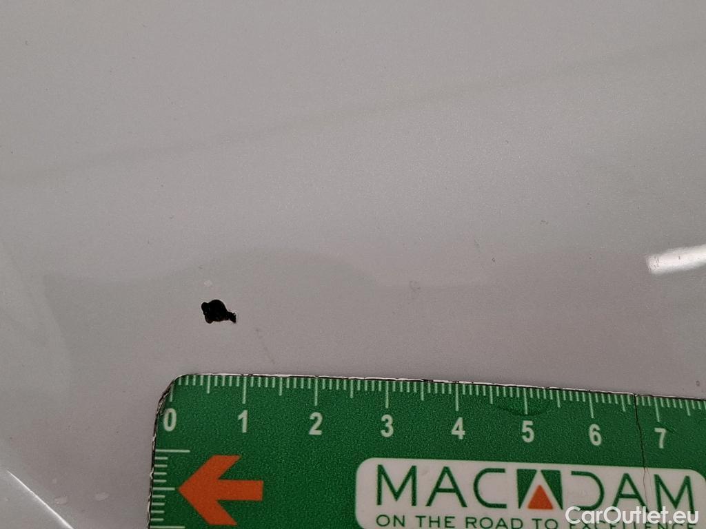  Volkswagen  Tiguan VOLKSWAGEN  / 2020 / 5P / SUV 2.0 TDI 200 DSG7 R-Line Exclusive 4Mo #4