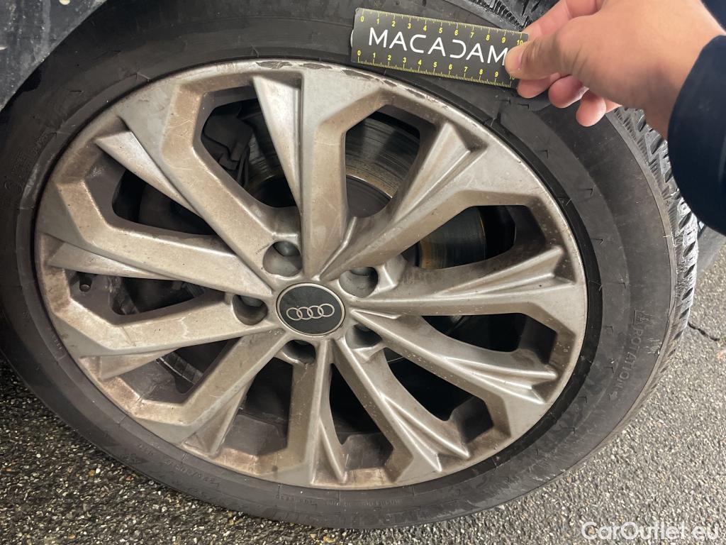  Audi  A4  Avant 30 TDI Business Line 2.0 TDI 135CV BVA7 E6d #9