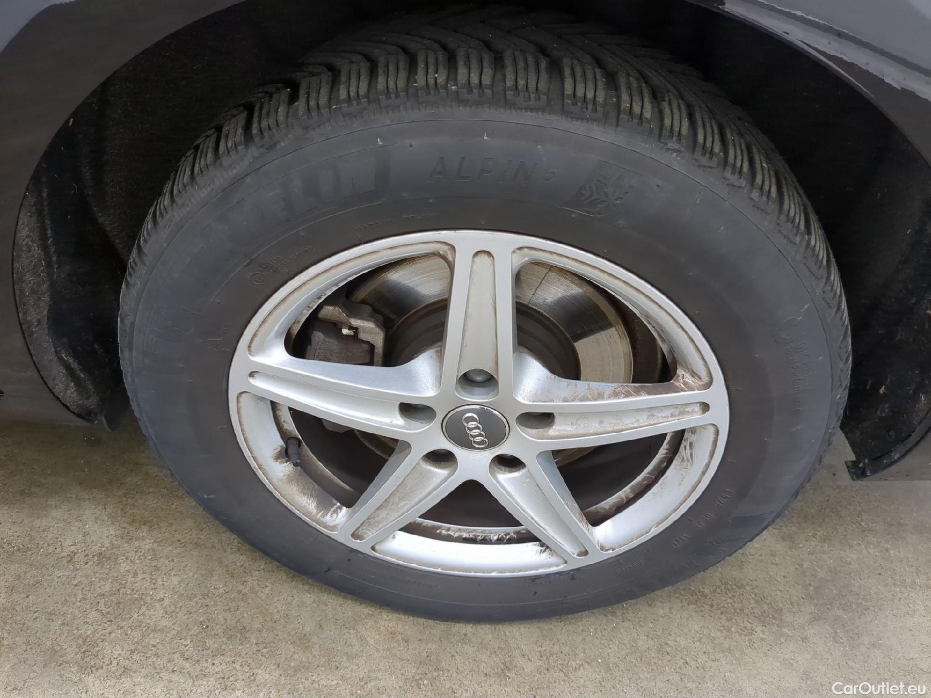  Audi  A4  Lim. 35 TDI Business line 2.0 TDI 165CV BVA7 E6d #3