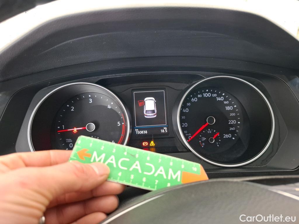  Volkswagen  Tiguan VOLKSWAGEN  5p SUV 2.0 TDI 150 DSG7 Confortline Business #1