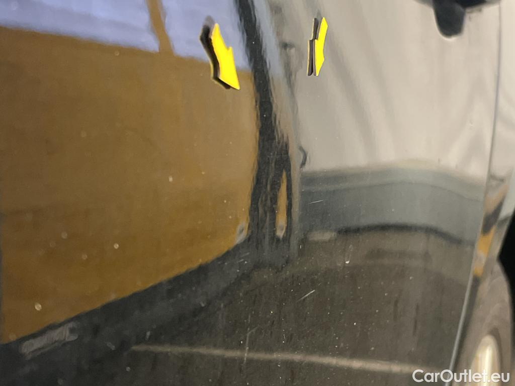  Audi  A4  Avant 30 TDI Business Line 2.0 TDI 135CV BVA7 E6d #4